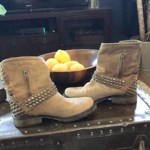 Steve Madden Ankle Boots